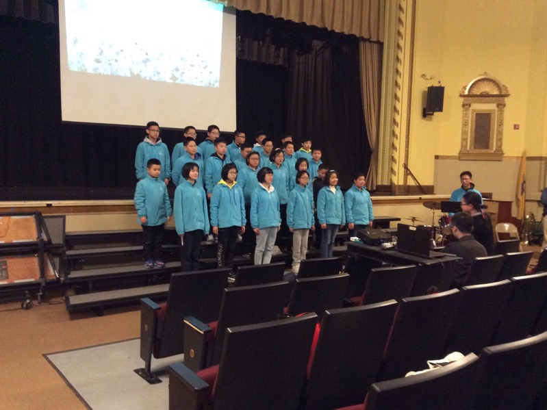 SHOWING+THEIR+TALENTS%3A+The+exchange+students+singing+for+WMS.