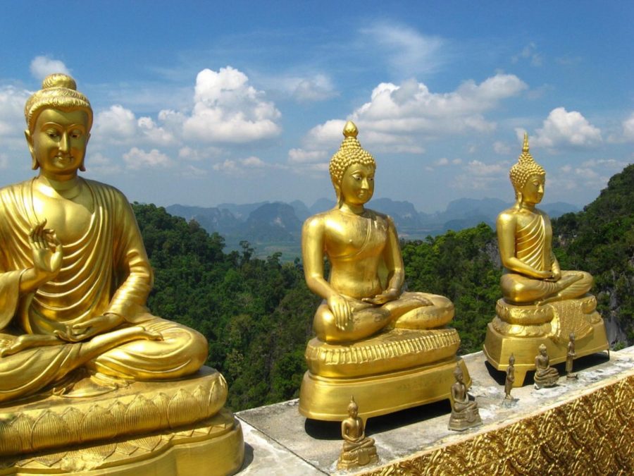 Photo via https://pixabay.com/en/buddha-meditation-mindfulness-east-1494564/ Under the Creative Commons License 