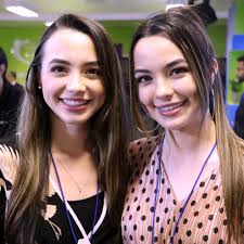 labeled for noncommercial reuse via https://commons.wikimedia.org/wiki/File:Merrell-twins-gesf-2018-7824-large.jpg under Creatice Commons Licence