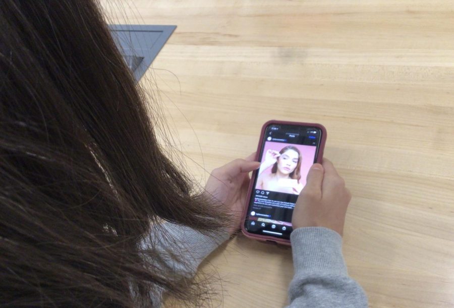 Teens struggle with body image issues every day on social media.