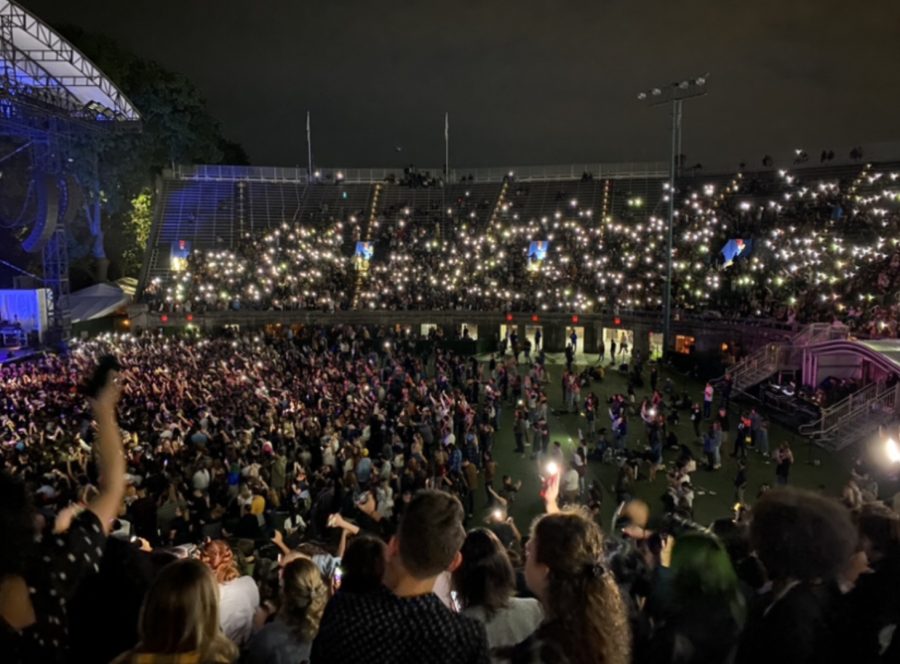 THE NEIGHBORHOOD: On October 2nd, The Neighborhood performed at Forest Hills stadium in New York City. They were on tour for their most recent album Chip Chrome & The Mono-Tones. Above is the crowd flashing lights during their song “The Beach”