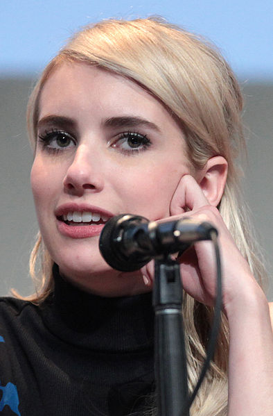 Photo via https://commons.wikimedia.org/wiki/File:Emma_Roberts_by_Gage_Skidmore.jpg under the Creative Common Licence 