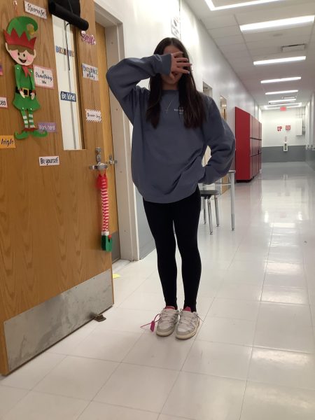 BellaSofia Oriz shows of her fit of the week.