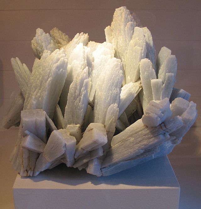 Angelite (Anhydrite) photo from https://commons.wikimedia.org/wiki/File:Anhydrite_HMNH1.jpg

