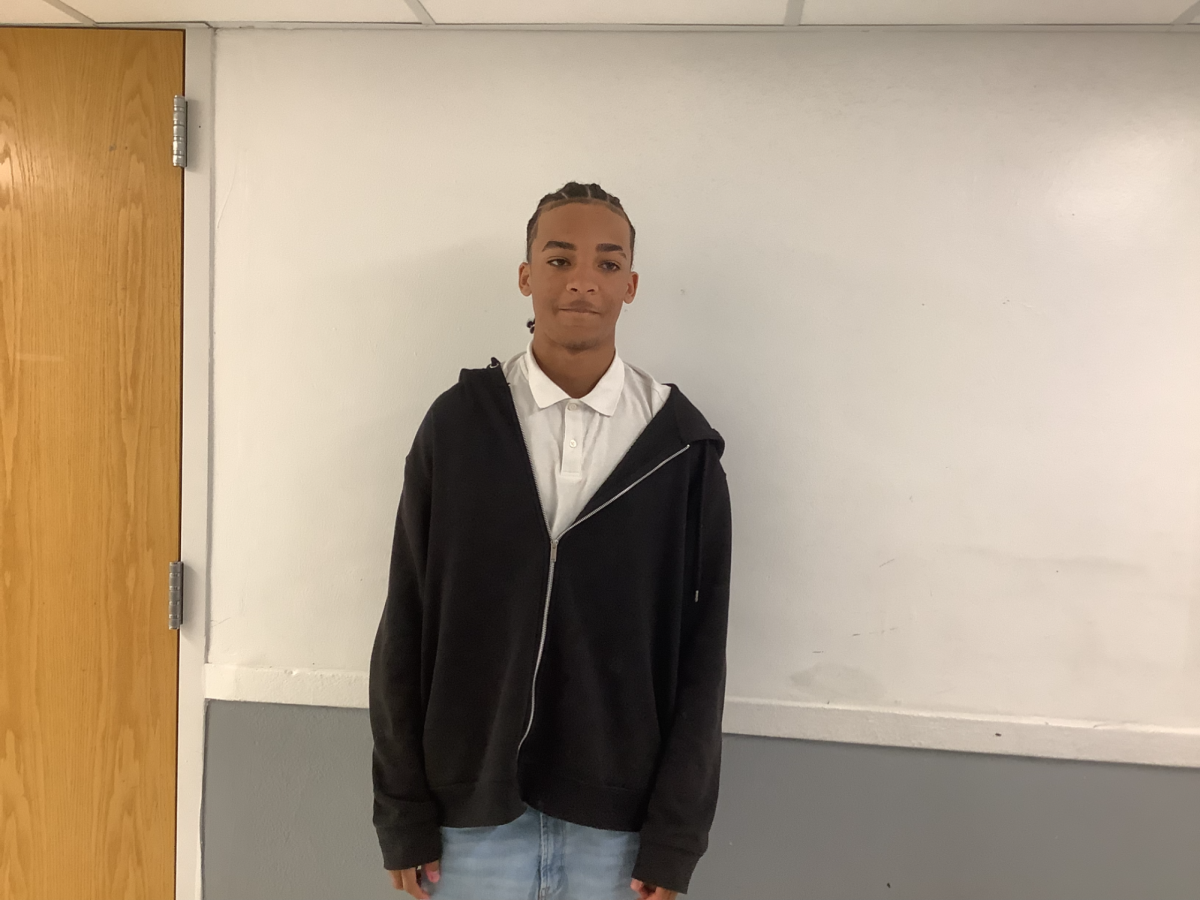 Armani posed for a photo at WMS